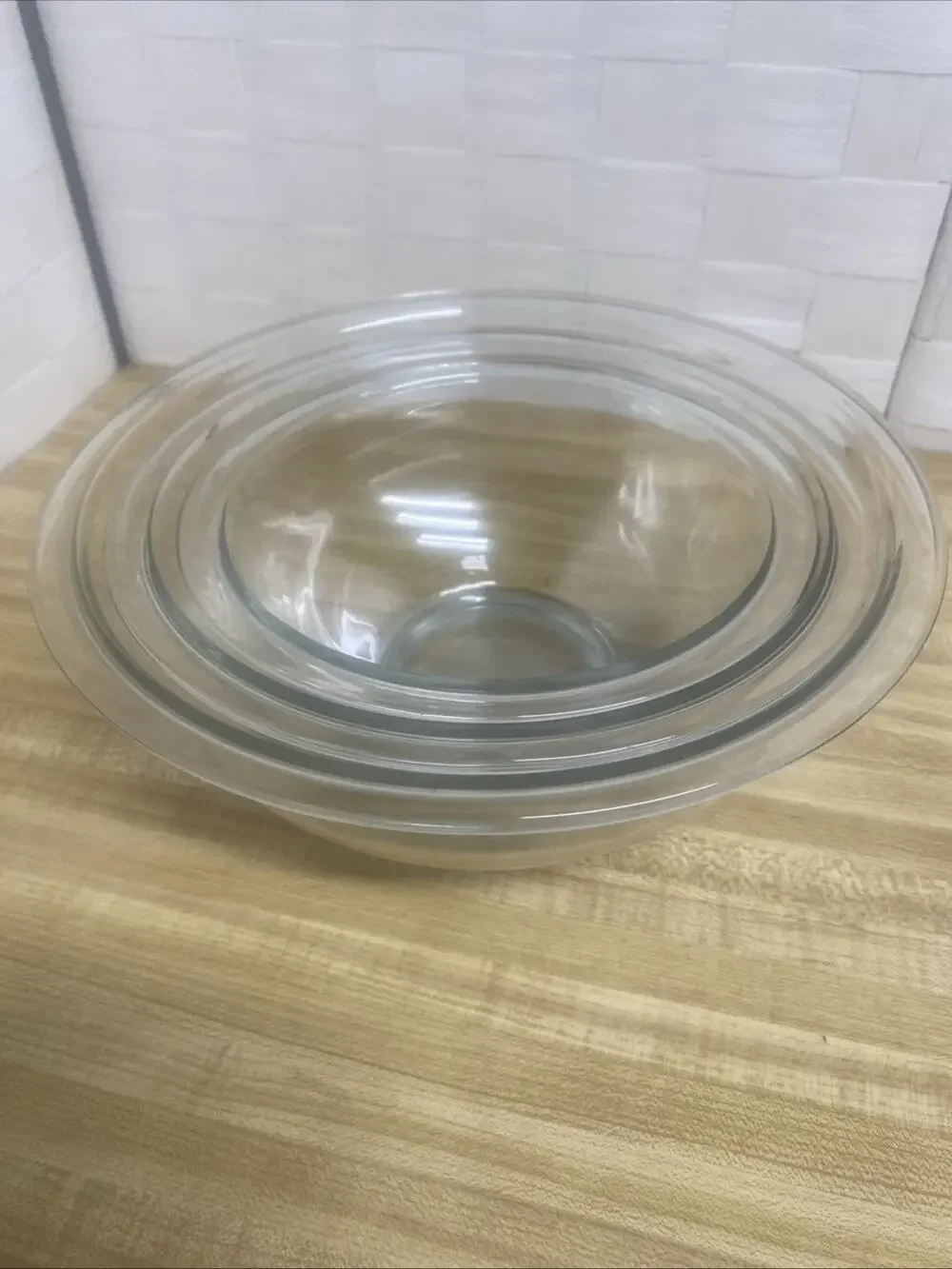 Pyrex Set of 3 Mixing Nesting Bowls Clear Glass 325-323-322 USA Made